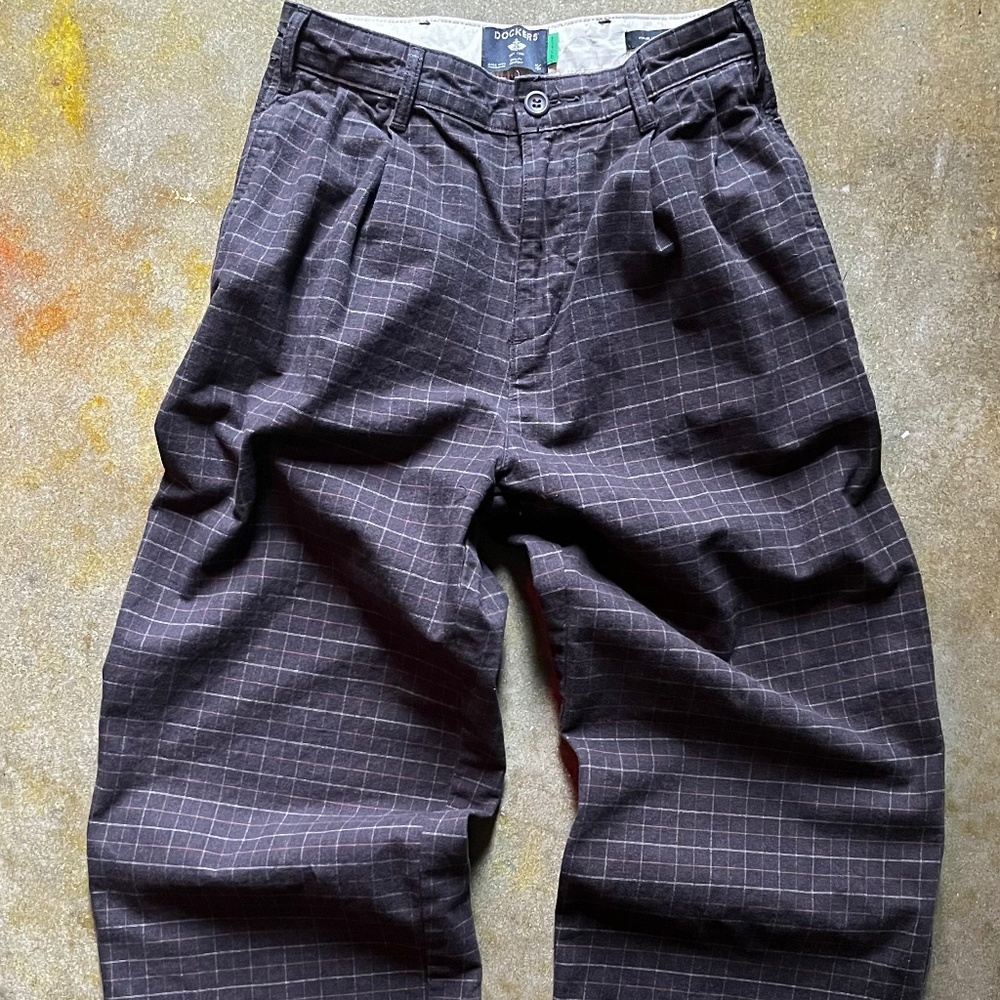 Dockers Original Khaki Pleated High Wide Fit Trousers Pants Black Bean Plaid 26